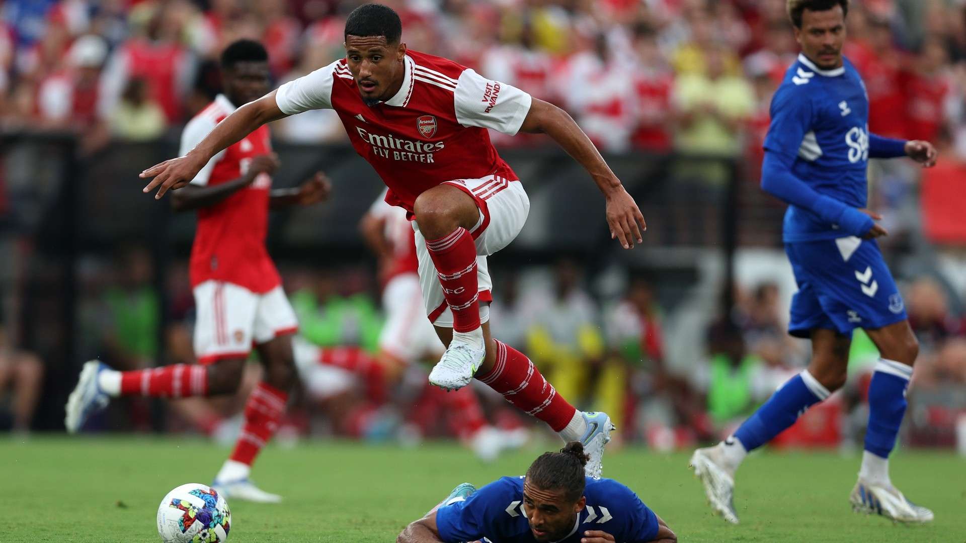 而當時孔蒂 而當時孔蒂